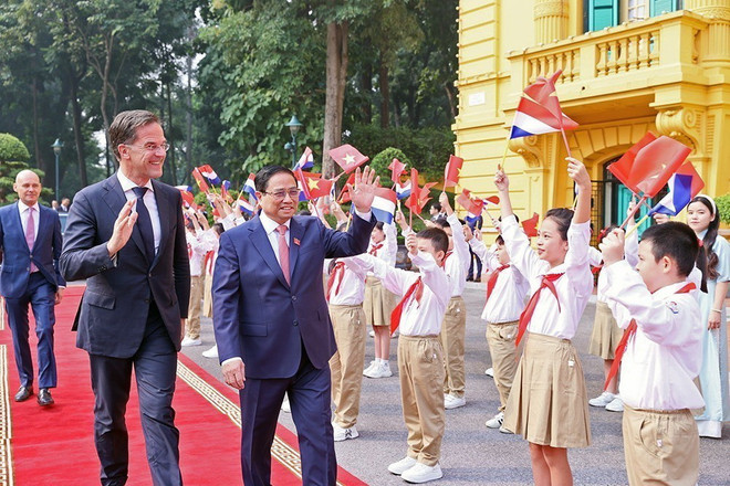 Thủ tướng Phạm Minh Chính chủ trì Lễ đón Thủ tướng Hà Lan Mark Rutte ảnh 2