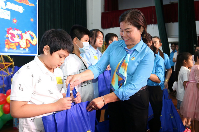 Nghiệp đoàn - điểm tựa cho người lao động khu vực phi chính thức ảnh 3