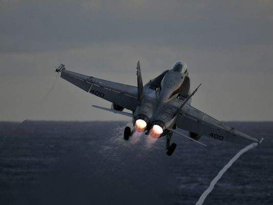 Máy bay quân sự Mỹ rơi trong khi huấn luyện, phi công thiệt mạng ảnh 1