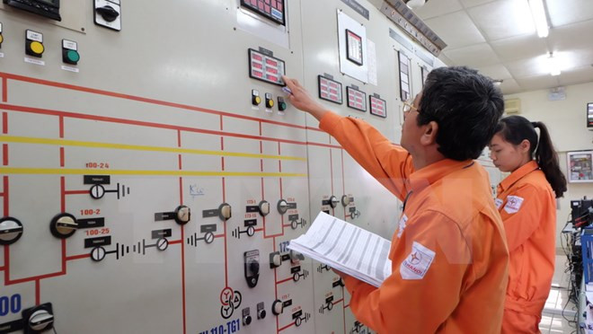 Tiêu thụ điện tăng cao kỷ lục do thời tiết nắng nóng gay gắt ảnh 1