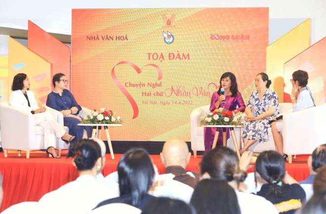 Nhà báo góp phần 'thổi bùng' ngọn lửa thiện nguyện trong cộng đồng ảnh 1