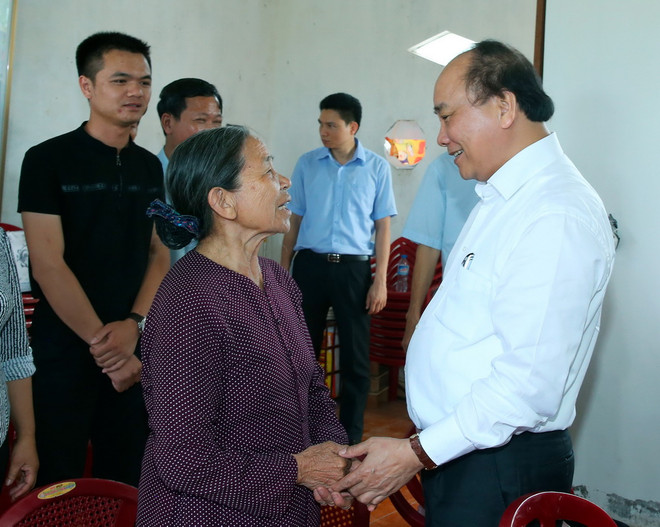 Thủ tướng: Nam Định cần kêu gọi đầu tư công nghiệp dệt may ảnh 2