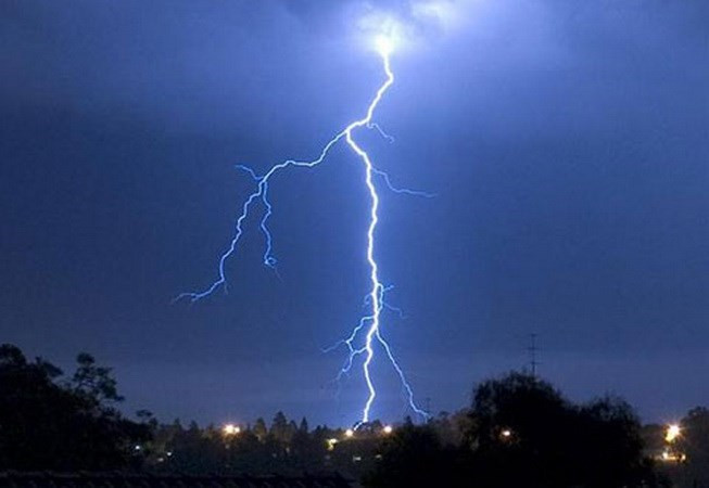 Lào Cai: Mưa rào và dông mạnh, một người bị sét đánh tử vong ảnh 1