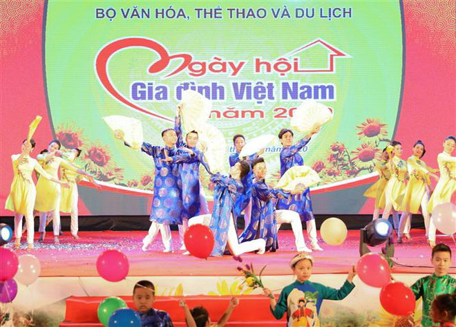 Gìn giữ và phát huy văn hóa ứng xử tốt đẹp trong gia đình ảnh 1