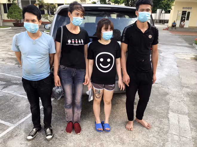 Bắt giữ, đưa vào khu cách ly 4 đối tượng nhập cảnh trái phép ảnh 1