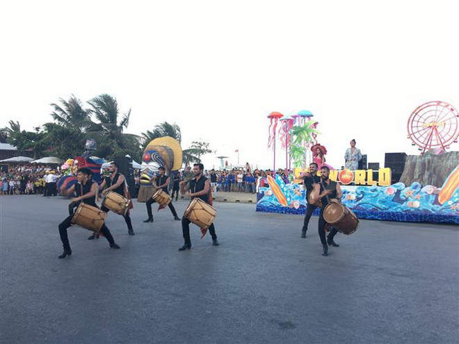 Thanh Hóa: Sôi động Lễ hội Carnival trên phố biển Sầm Sơn ảnh 2