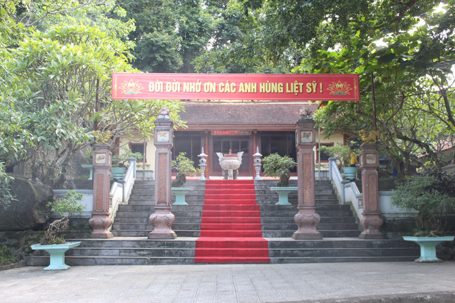 Đền tưởng niệm các anh hùng liệt sĩ đường 20 – Quyết thắng.(Nguồn: QB) Khánh thành Đền tưởng niệm liệt sỹ Trường Sơn đường 20 Quyết thắng ảnh 1