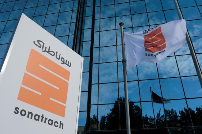 Tập đoàn dầu khí quốc gia Algeria Sonatrach (Nguồn: AFP/TTXVN) Algeria công bố phát hiện 3 mỏ dầu và khí đốt mới tại sa mạc Sahara ảnh 1
