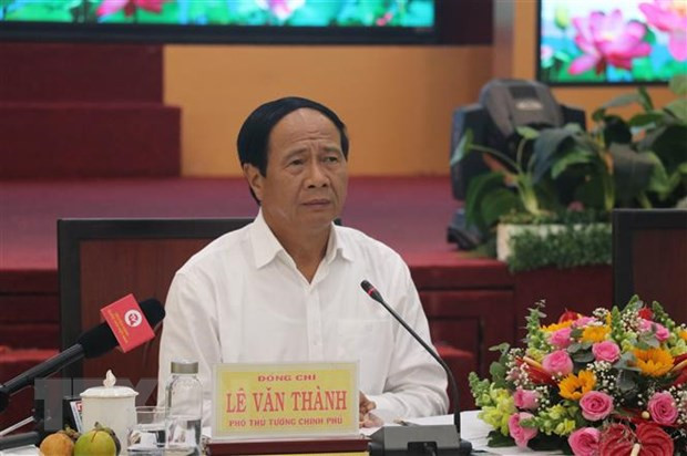 Phó Thủ tướng Lê Văn Thành (Ảnh: Bùi Giang/TTXVN) Khẩn trương hoàn thiện các thủ tục để sớm triển khai 3 dự án cao tốc ảnh 1
