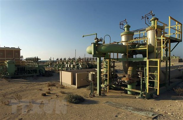 Cảng dầu Zueitina của Libya. (Ảnh: AFP/TTXVN) Libya: GNU sẽ nỗ lực nâng sản lượng dầu thô lên 3 triệu thùng mỗi ngày ảnh 1