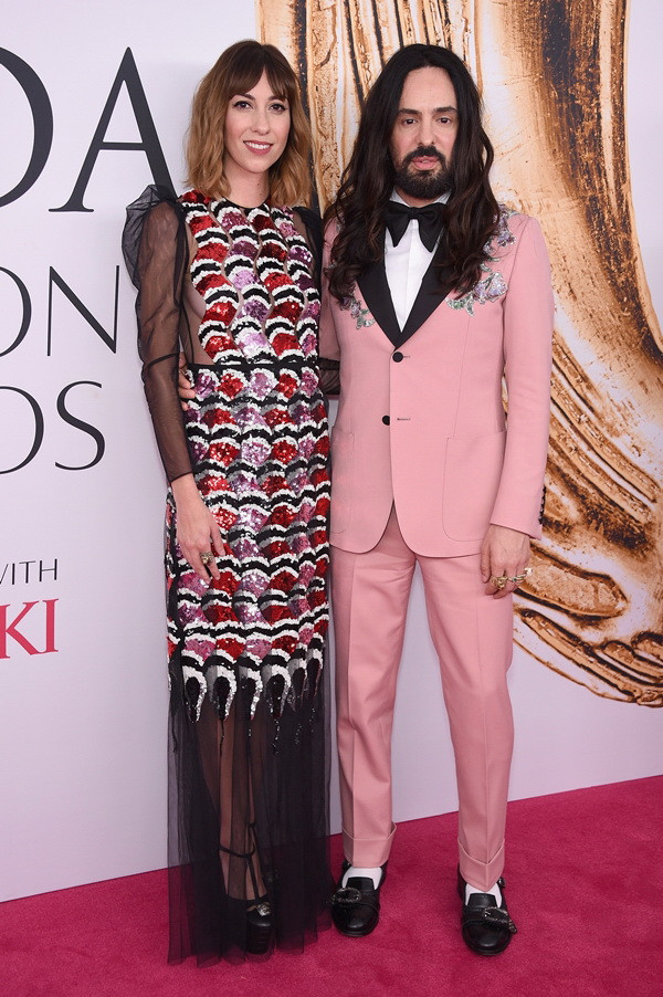 Beyonce trở thành "biểu tượng thời trang," dẫn đầu xu hướng menswear ảnh 5