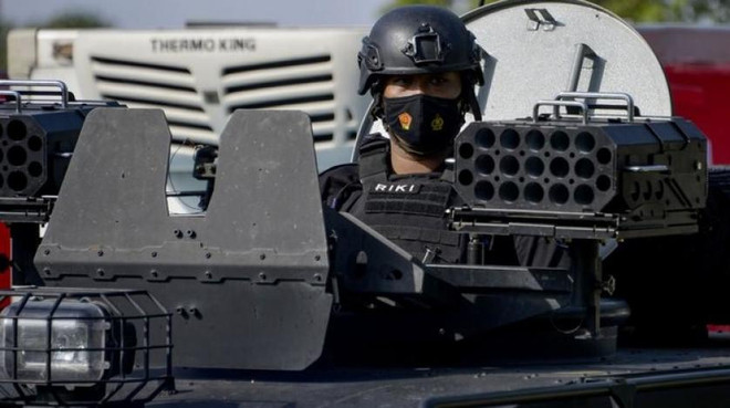 Indonesia bắt giữ và sẽ trục xuất một nghi can khủng bố người Anh ảnh 1