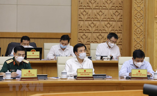 Nghị quyết họp Chính phủ tháng Tư: Kiên định thực hiện mục tiêu kép ảnh 2