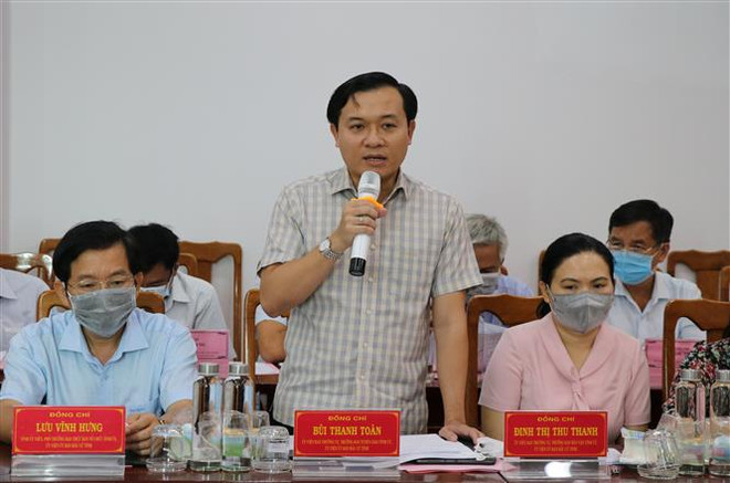 Tiến hành tiếp xúc cử tri trong điều kiện phòng, chống dịch COVID-19 ảnh 2