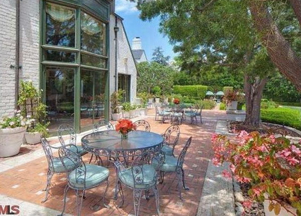 Ngắm tư dinh trị giá 22 triệu USD của Chủ tịch Google ảnh 5