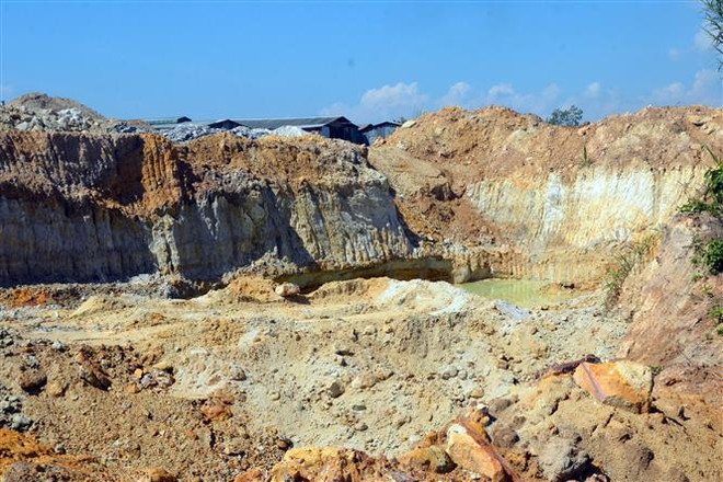 Lâm Đồng: Làm rõ vụ núp bóng sản xuất gạch để khai thác cao lanh ảnh 2