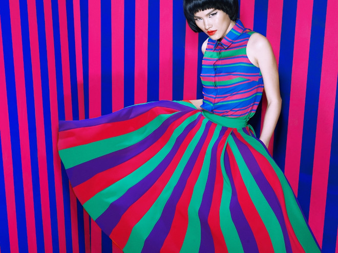 Cá tính Hè nhiệt đới với họa tiết kẻ sọc của người mẫu Tuyết Lan ảnh 5