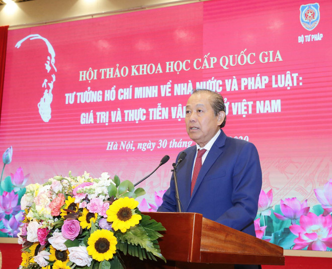 Ủy viên Bộ Chính trị, Phó Thủ tướng Thường trực Chính phủ Trương Hòa Bình phát biểu. (Ảnh: Doãn Tấn/TTXVN) Vận dụng sáng tạo tư tưởng Hồ Chí Minh để xây dựng Nhà nước pháp quyền ảnh 1