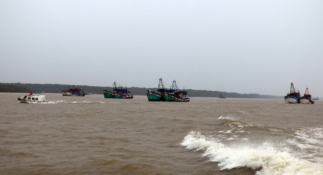 Kiểm tra công tác phòng chống bão số 16 tại Sóc Trăng, Cà Mau ảnh 1