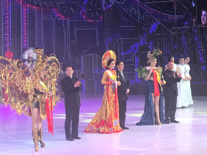 Trang phục Truyền thống Việt được tôn vinh ở Hoa hậu Du lịch Quốc tế ảnh 1