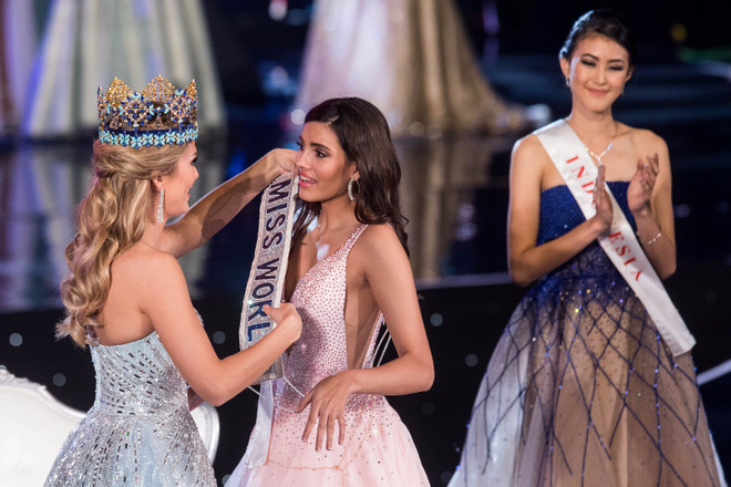 (Nguồn ảnh: AFP) Nhan sắc đến từ Puerto Rico đăng quang cuộc thi Miss World 2016 ảnh 3