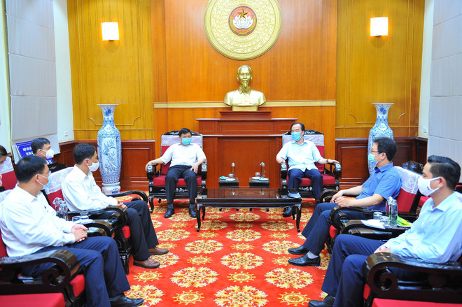 TTXVN ủng hộ 450 triệu đồng cho công tác phòng, chống dịch COVID-19 ảnh 4