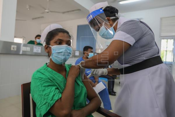 Sri Lanka đặt mục tiêu tiêm vaccine ngừa COVID-19 cho 13 triệu người ảnh 1