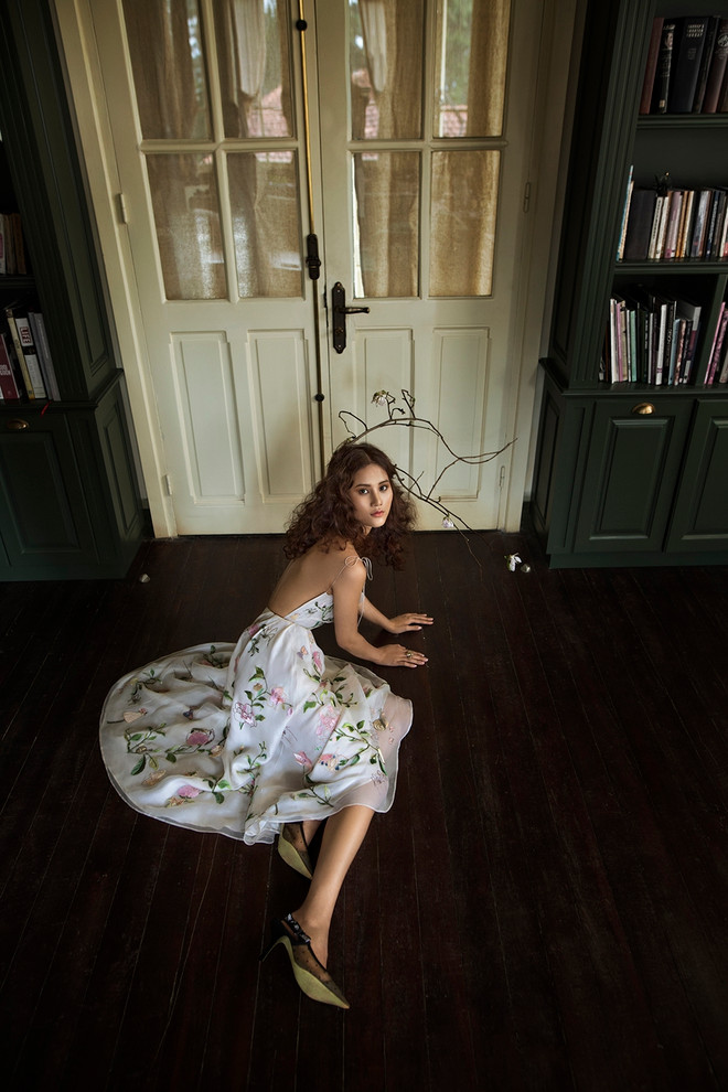 Những thiết kế bay bổng như bước ra từ cổ tích của Trần Hùng ảnh 15