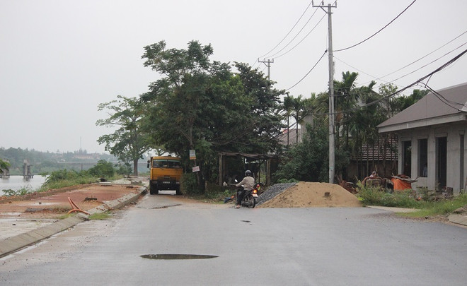 Giải phóng mặt bằng - trở ngại chính trong giải ngân vốn đầu tư công ảnh 1