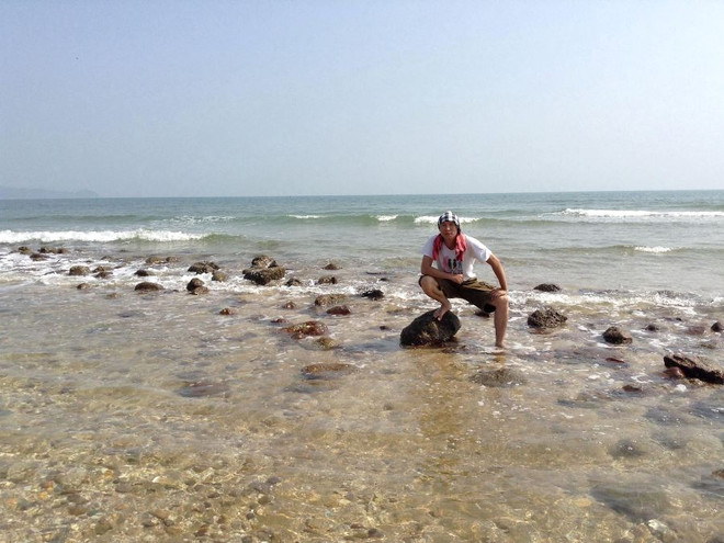 Quảng Ninh: Ba bãi biển đẹp và hoang sơ không nên bỏ qua ảnh 2