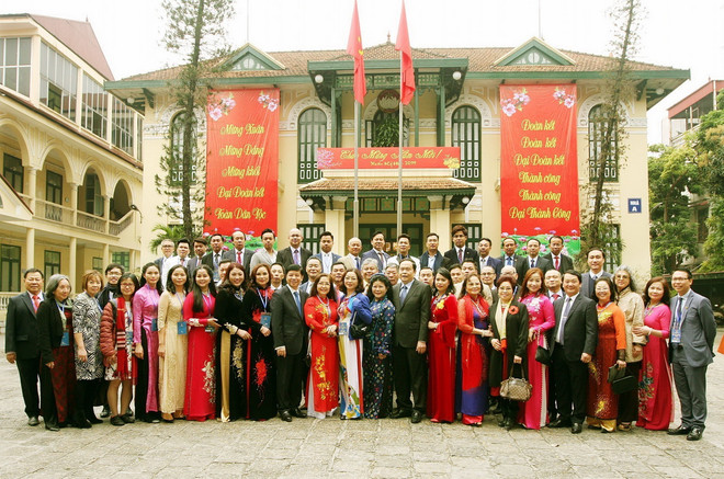 Kiều bào Việt Nam vui Xuân quê hương trên quê cha, đất tổ ảnh 2