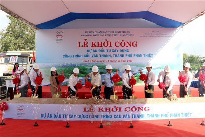 Bình Thuận: Khởi công xây cầu Văn Thánh nối liền hai bờ sông Cà Ty ảnh 1