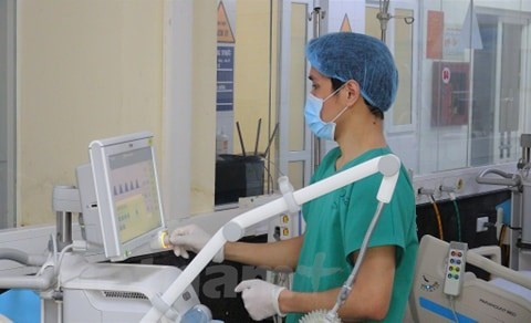 Ảnh minh họa. (Nguồn: Vietnam+) TP.HCM sẵn sàng mọi nguồn lực thu dung, điều trị bệnh nhân COVID-19 ảnh 1
