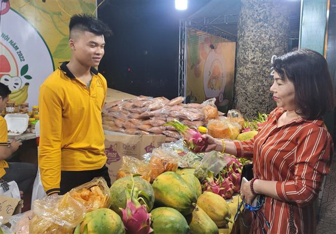 Gần 100 gian hàng tham gia Lễ hội trái cây Hà Nội năm 2022 ảnh 1