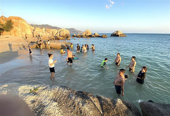 Ninh Thuận phấn đấu đón 1,9 triệu lượt khách du lịch trong năm nay ảnh 1