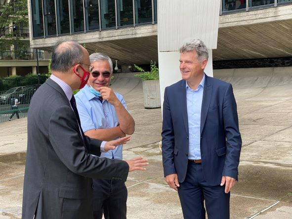 Bí thư toàn quốc Đảng CS Pháp ấn tượng với thành tích của Việt Nam ảnh 1