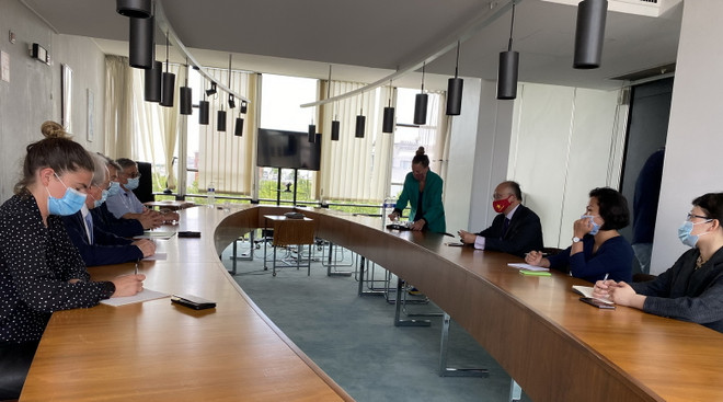 Bí thư toàn quốc Đảng CS Pháp ấn tượng với thành tích của Việt Nam ảnh 2