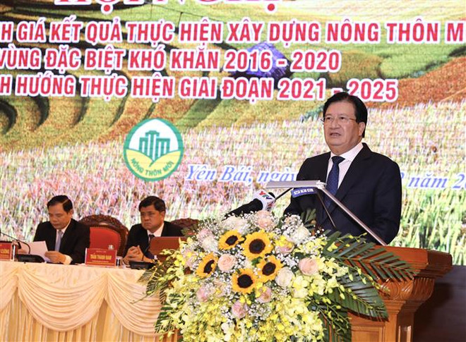 Phó Thủ tướng: 'Phấn đấu không còn huyện trắng xã nông thôn mới' ảnh 1