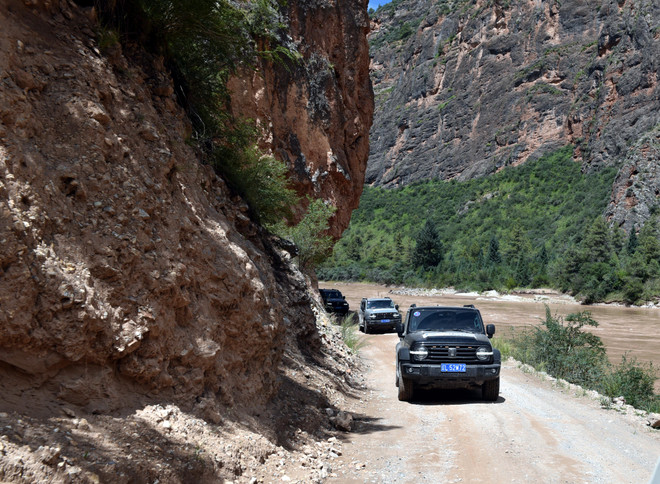 Trải nghiệm cảnh sắc hùng vĩ nơi thượng nguồn sông Mekong ảnh 2