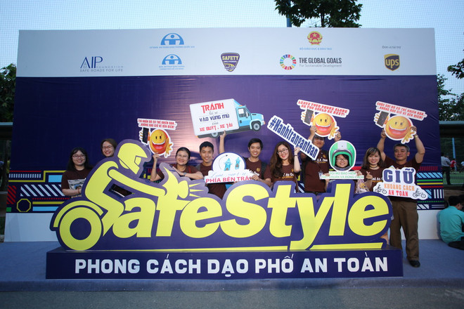 Thiết kế thời trang chủ đề an toàn giao thông: Sân chơi hữu ích ảnh 2