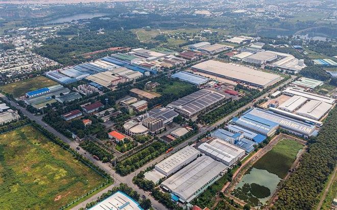 Khu công nghiệp Tân Đông Hiệp B, thành phố Dĩ An, tỉnh Bình Dương. (Ảnh: Hồng Đạt/TTXVN) Thu hút FDI ở vị trí thứ 2, bất động sản còn nhiều dư địa phát triển ảnh 1