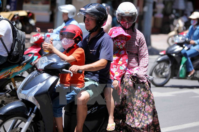 Bắc Bộ oi bức, các tỉnh Thanh Hóa đến Phú Yên nắng nóng diện rộng ảnh 1