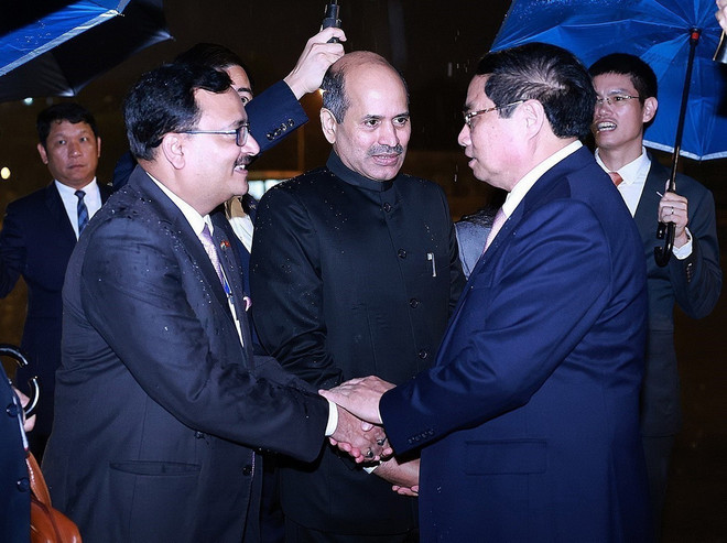 Lễ tiễn Thủ tướng Phạm Minh Chính tại Sân bay Quốc tế Nội Bài. (Ảnh: Dương Giang/TTXVN) ttxvn_thu tuong len duong 1.jpg