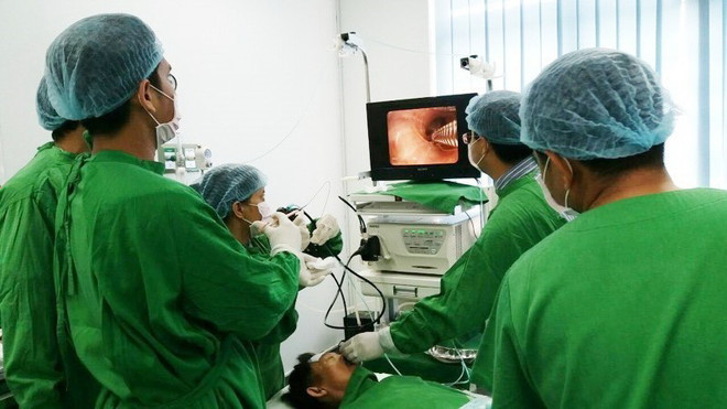 Khẳng định "thương hiệu" bác sỹ Việt Nam trên đất nước Campuchia ảnh 1