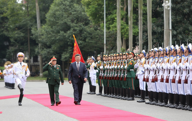Bộ trưởng Bộ Quốc phòng Mông Cổ thăm chính thức Việt Nam ảnh 2