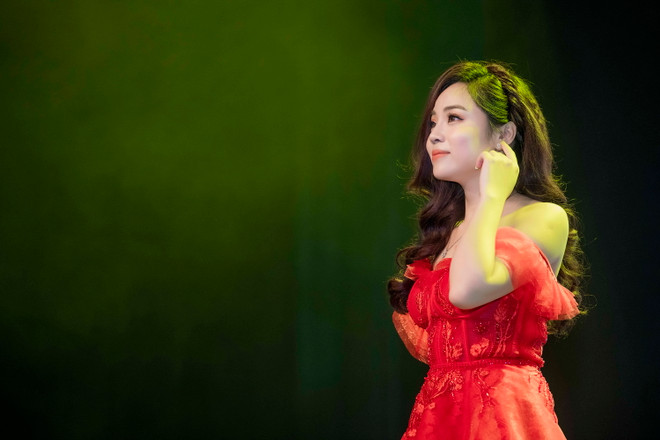 Ca sỹ Mai Diệu Ly: Lúc nào cũng thấy mình như "trắng tay" vì âm nhạc ảnh 2