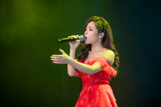 Ca sỹ Mai Diệu Ly: Lúc nào cũng thấy mình như "trắng tay" vì âm nhạc ảnh 1