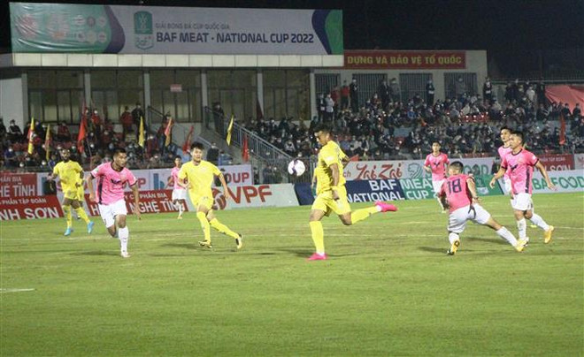 Cúp Quốc gia: Hồng Lĩnh Hà Tĩnh lội ngược dòng đánh bại Nam Định ảnh 1