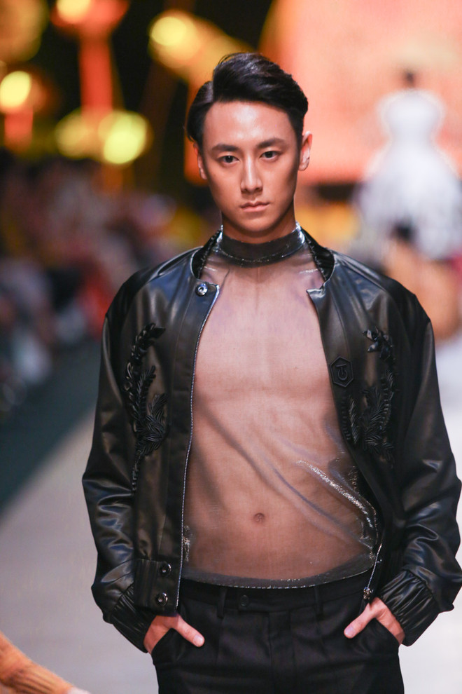 Giới mộ điệu thời trang ngất ngây với bộ sưu tập "Lúa" của Công Trí ảnh 5