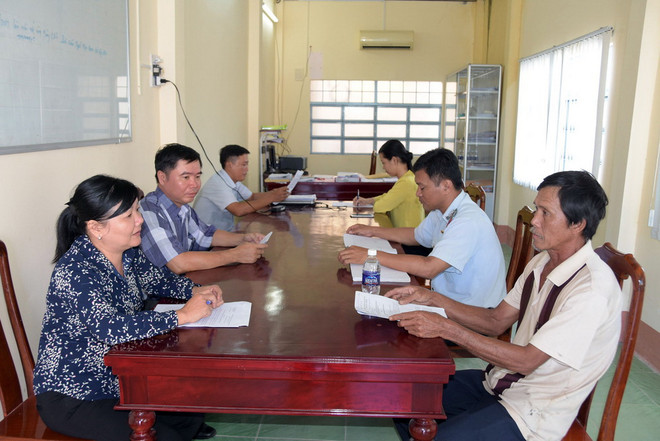 Xây dựng cơ chế bảo vệ người dân phản ánh và tố giác tiêu cực ảnh 1